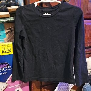 !!.  Girls XS(4-5)  Black Long Sleeve Tee